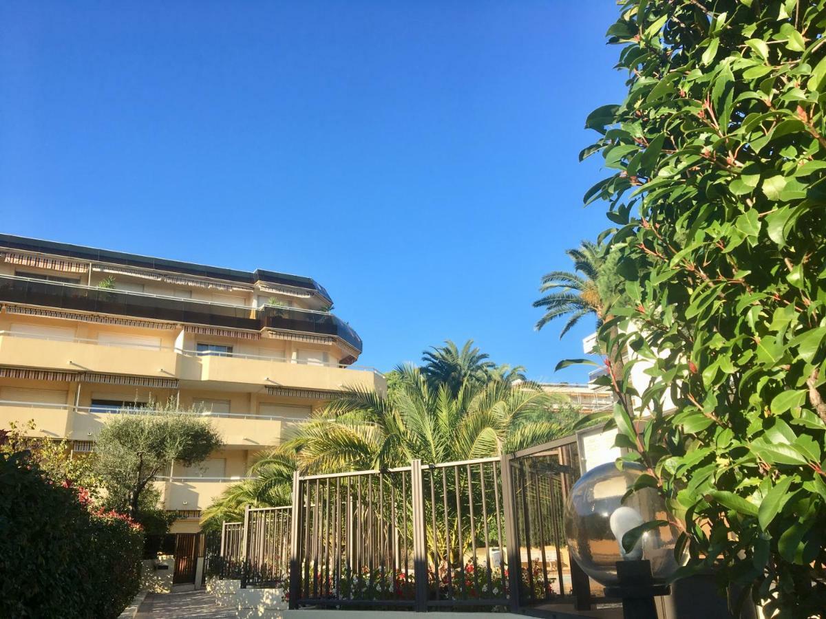 Juan Les Pins Center,1 Bedroom Apart, Pool Antibes