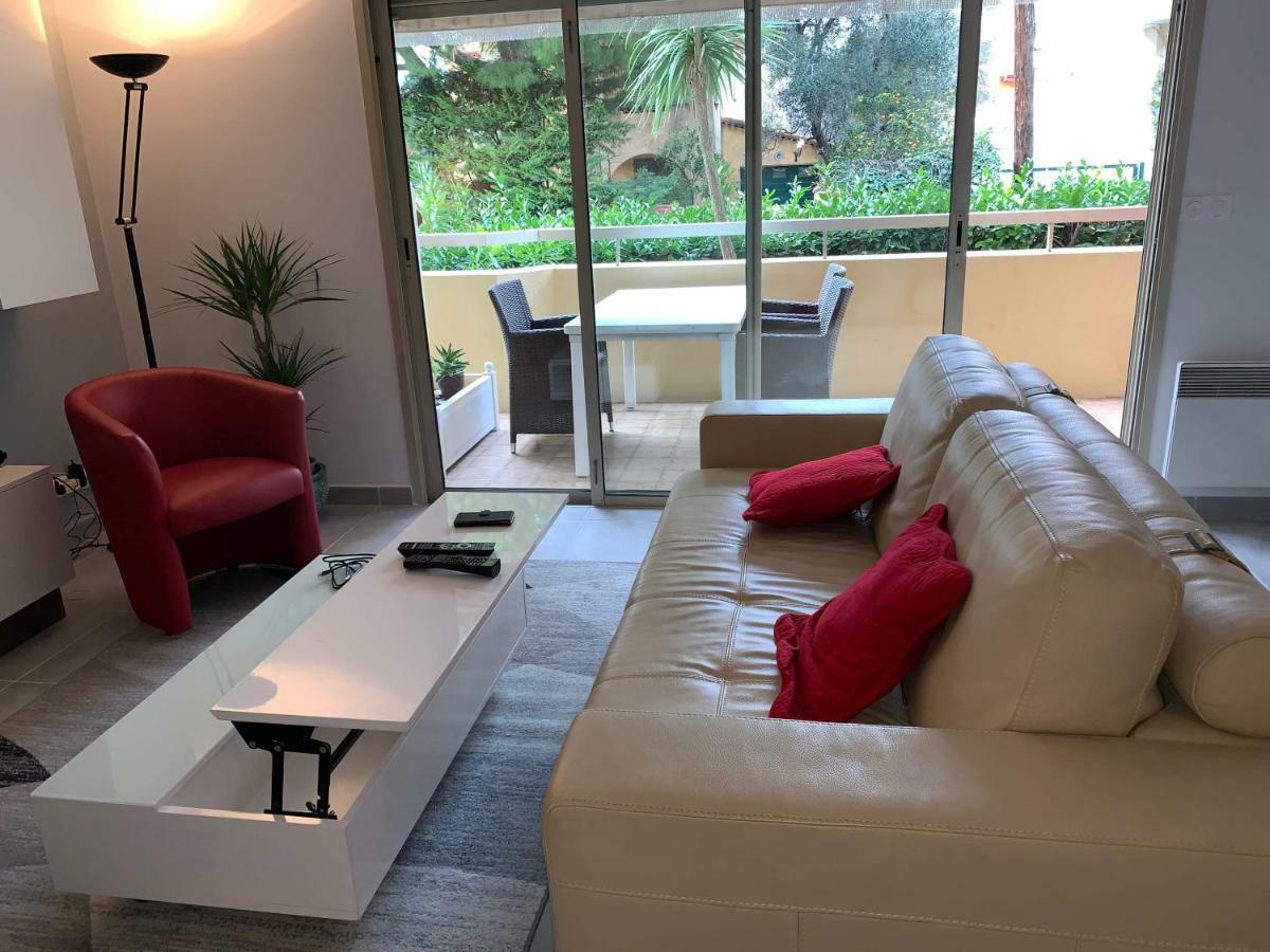 Juan Les Pins Center,1 Bedroom Apart, Pool Appartement